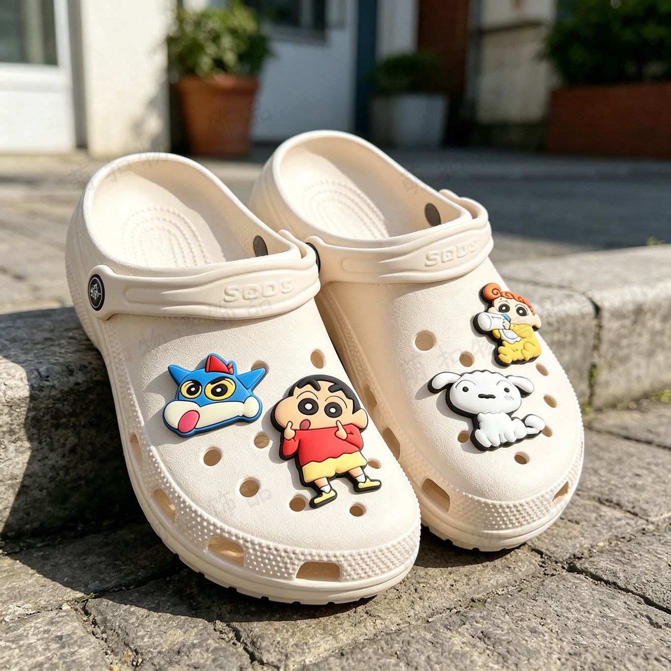 Aksesoris sepatu Crayon Shin-c - Supply Florist ulasan dan harga